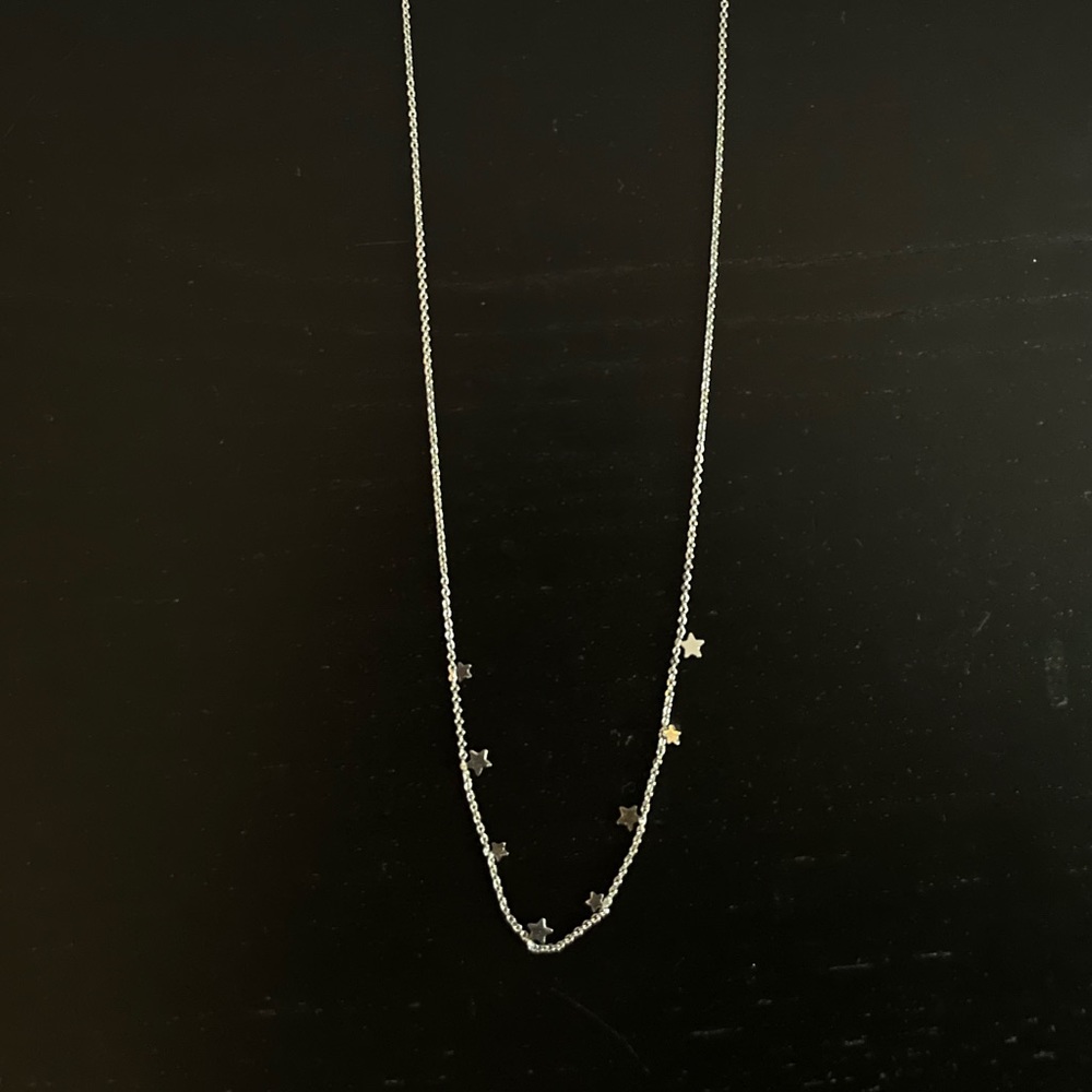 SILVER STARS NECKLACE